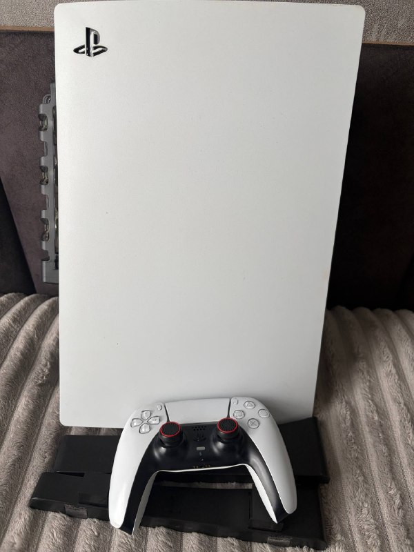 продается PS5 DISC VERSION — фото 1