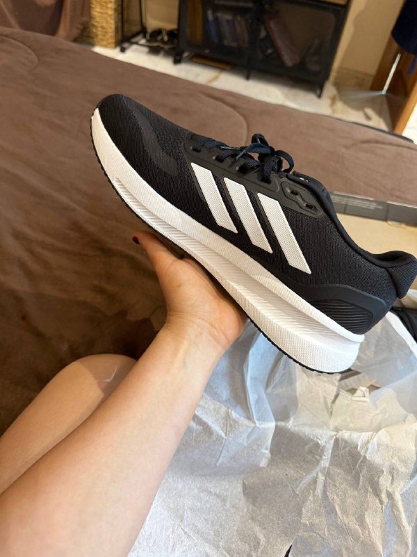 Новые оригинальные кросовки adidas маломерки 46 — 47 размер — фото 1