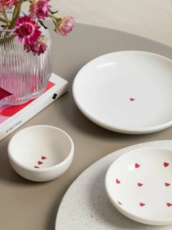 Посылаю любовь. Буквально Маленький салатник Villeroy Boch 8 см премиального фарфора. Для соусов, орешков, ягод и десертов. Нежный дизайн, романтич... - изображение 2 - telegram, view, посылаю