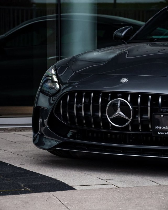 Mercedes Benz AMG GT63 Coupe 2