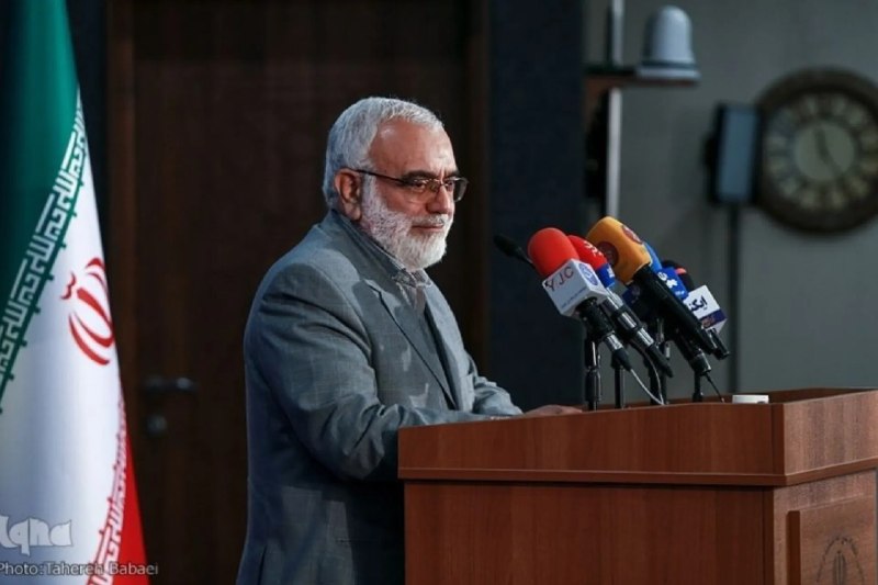 پایگاه خبری حاجت: فقیر نگه داشتن مردم خیانت به آرمانهای انقلاب استسیدمرتضی بختیاری، رئیس کمیته امداد امام خمینی(ره):🔹عدالت، یکی از مهمتر