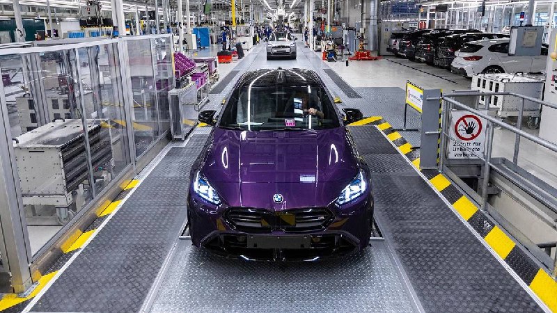 На заводах BMW стартовало производство M5 и новой 1 серии 2