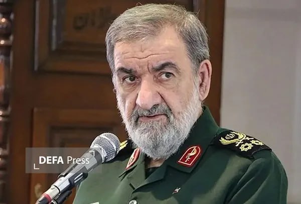 خبرگزاری دفاع مقدس: 💢پیام دبیر شورای‌ عالی امنیت ملی به فرماندهی معظم کل قوا🔸سرلشکر «محسن رضایی» دبیر شورای عالی امنیت ملی در پیامی به محضر 