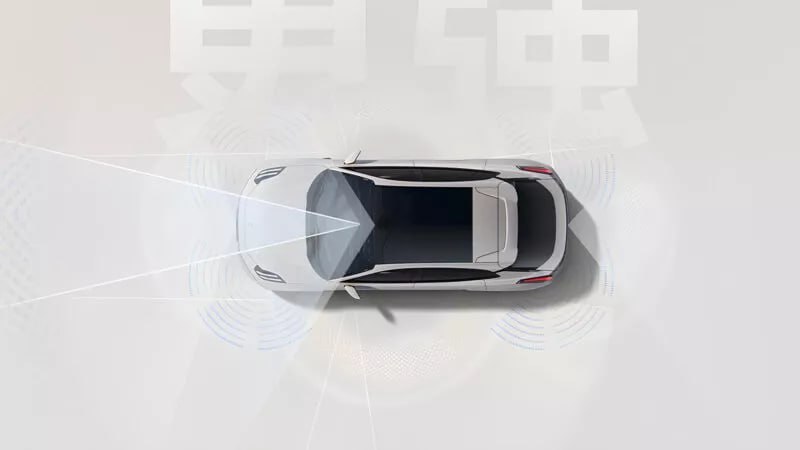 В Китае обновили электромобиль Zeekr 001 3