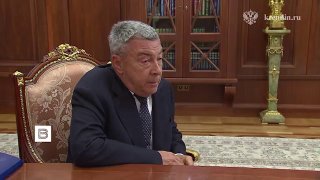 יש מילואים, יש מילואים": ולדימיר פוטין ערך פגישה עם יו"ר מועצת המנהלים של גזפרומבנק. אנדריי אקימוב דיווח על…