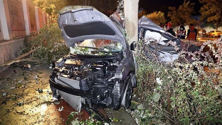 اخبار خراسان رضوی: تصادف دو خودرو در محور مشهد–ملکآباد ۷ مصدوم بر جای گذاشت🔹 برخورد یک دستگاه خودروی پراید با پژو ۲۰۷ چهارم شهریورماه ۱۴۰۵