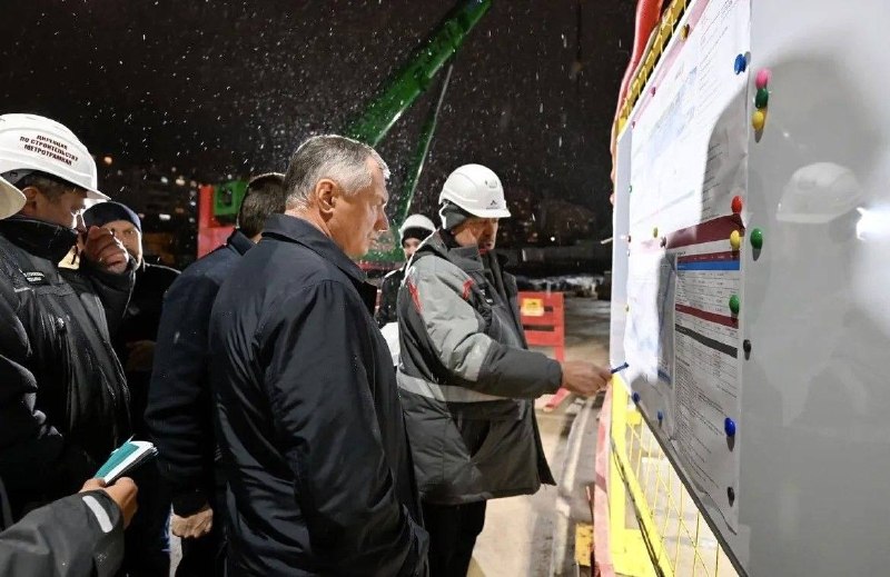 תושבי קרסנויארסק לא יוכלו לנסוע לחגיגת 400 שנה לעיר במטרו ב-29 באוקטובר ביקר סגן ראש ממשלת רוסיה, מראט חוסנ…
