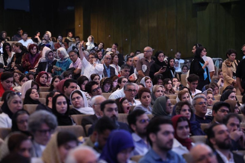 Pharma News (فارما نیوز): ✅یک روز بهیادماندنی برای داروسازی ایران؛ «رازی» برای داروسازان جا کم آوردچهلوهشتمین همایش نکوداشت روز ملی داروسازی ایر
