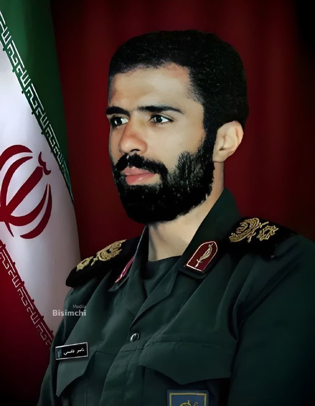 🌷ب یاد شهیدان🌷: در سپاه کار میکرد اما نمیدانستم چه کاری انجام میدهد هر وقت از او میپرسیدم در سپاه چه کارهای جواب میداد: من در سپاه