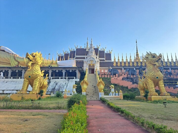 【(泰國)帕府全攻略~(2) 〥】〜〆 四大彈砲鐘塔│溫泉、臥佛的故鄉