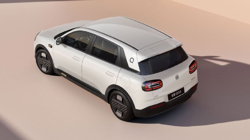 Коротко о ценах на авто в Китае: Chery выкатила электрокар дешевле ₽700 тысяч — по цене подержанной  2