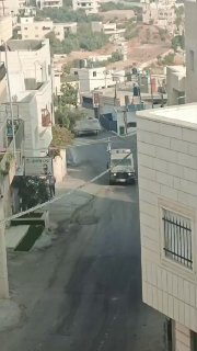 כוחות ישראליים מסתערים על העיירה טוקו' מדרום מזרח לבית לחם בגדה המערבית