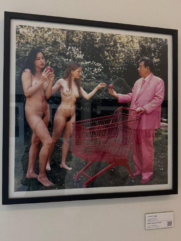 Картины, скульптуры и фотографииКартины, скульптуры и фотографии