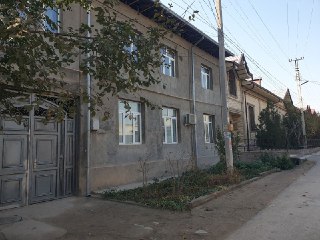 Uy sotiladi ToshMi postidan 3 km