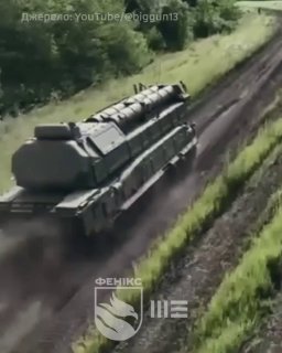 Украинец Феникс нелегални системи полка унищожи руски Buk-M3 ракета земя-въздух система в района на Донецк.