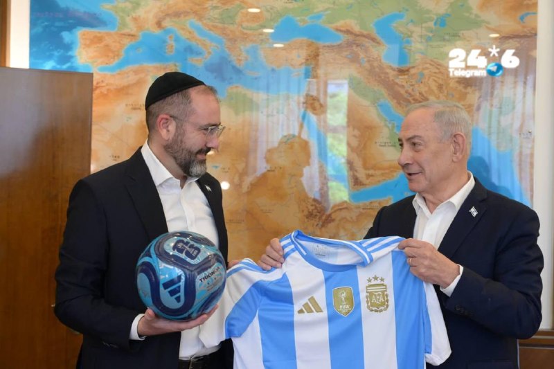 🇮🇱 נתניהו לשגריר ארגנטינה לקראת גמר המונדיאל מחר: תומכים בארגנטינה.
