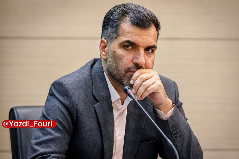 یزد فوری: ضرورت نگاه آمایشی و داده‌محور در تدوین نقشه راه زنجیره‌های اقتصادی یزد🔹رییس سازمان مدیریت و برنامه‌ریزی استان یزد بر اهم