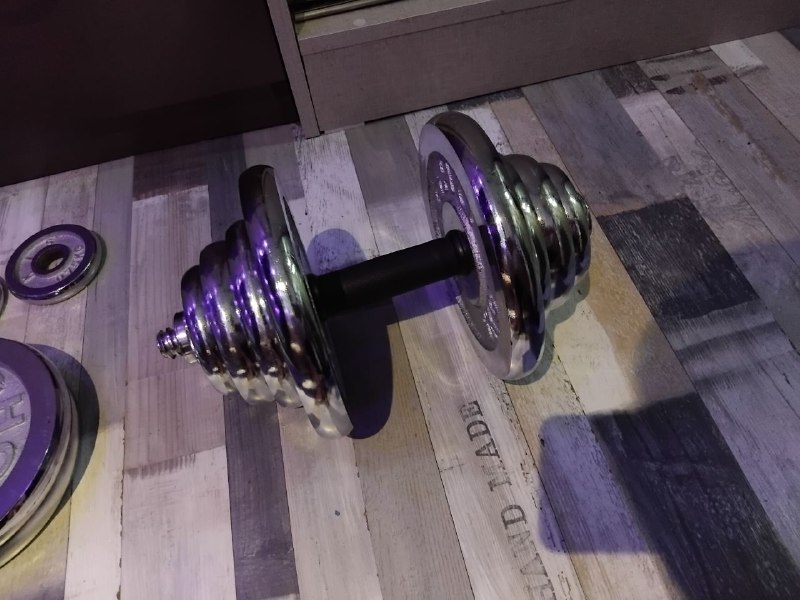 Продам 2 гантели по 18 кг каждая