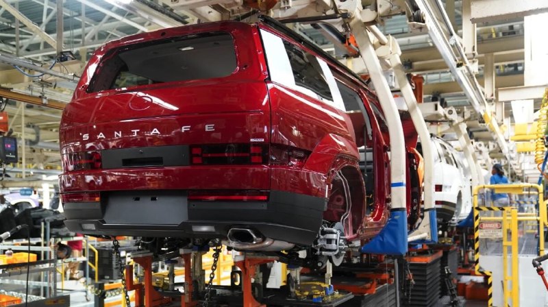 Hyundai отзывает более 135 тысяч Santa Fe из-за риска возгорания