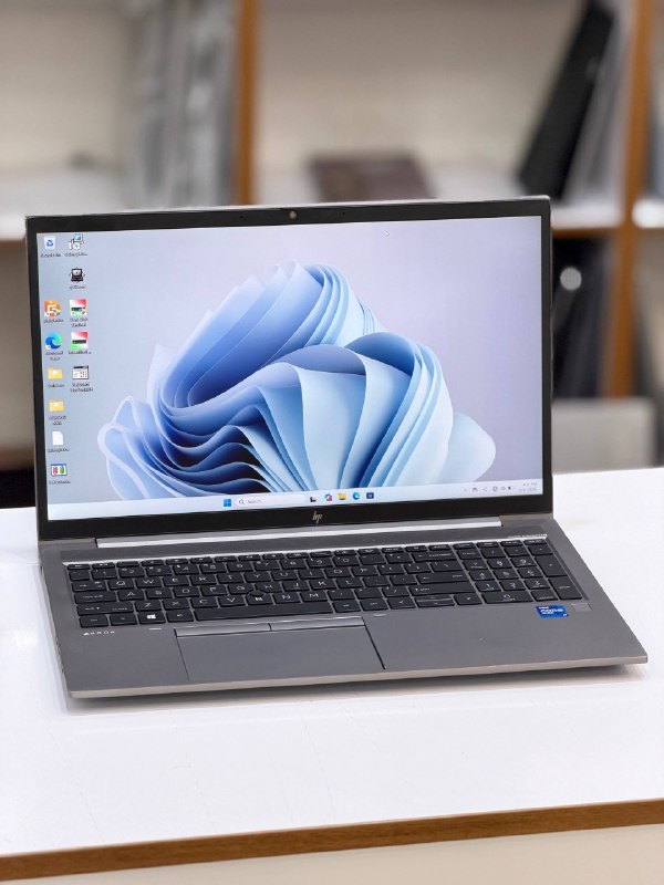 لپتاپ استوک ارزان به قیمت عمده: 💼 HP ZBook Firefly 15 G8⚙️ CPU: Intel Core i7-1165G7 (11th Gen)🧩 RAM: 16GB💾 SSD: 512GB🎮 GPU: NVIDIA T500 4GB🖥 Display: 1