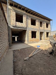 Euro house, euro box, yard, plot of 3 sotok for sale in Onqorgon