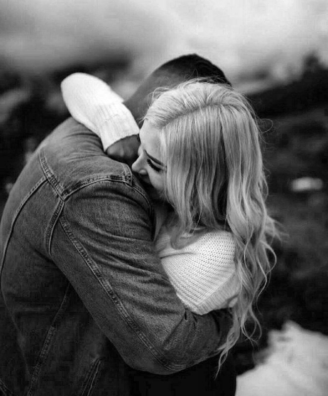 💔 سوزدل 💔: از صفر شروع می‌کنم، ولی این بار فقط با تو… نه گذشته مهمه، نه آینده؛ همین که تو باشی، کافیهشبت بخیر عشق زندگیم 💋🫶🏻