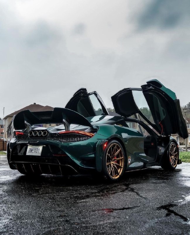 McLaren 765LT! 8