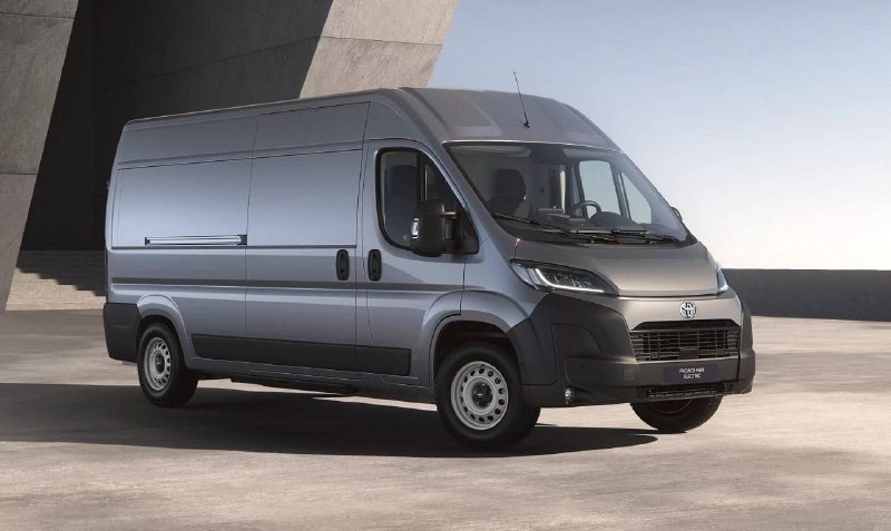 Фургон Toyota Proace Max получил электрическую версию