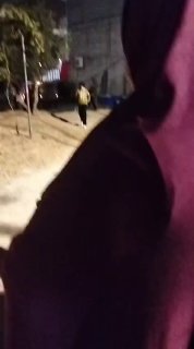 الاحتلال يجلي عائلات من منازلهم بالخليل