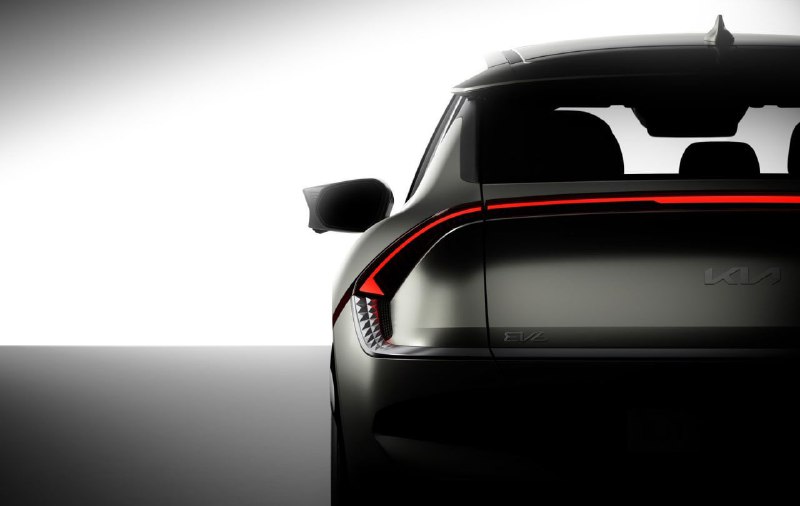 Kia анонсировала обновленный электромобиль EV6 2