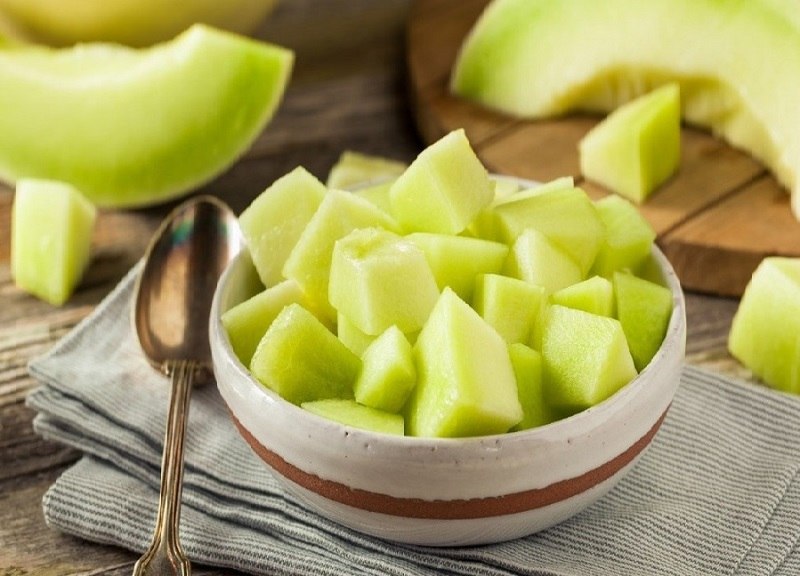 🍃طب گیاهی و سنتی🍃: 🔴طالبی بخورید تا دچار افزایش فشار خون نشوید✅مصرف این میوه به دلیل داشتن پتاسیم فراوان به افرادی توصیه می شود که از فشار
