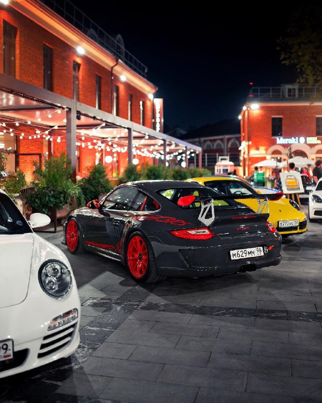 Porsche 3