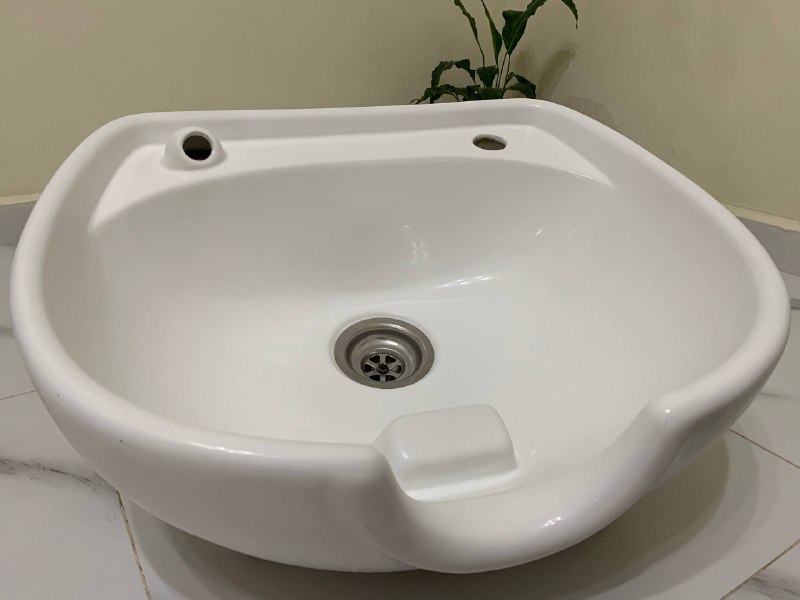 Продаю профессиональную мойку для головы / раковину (backwash bowl) — объёмная, тяжёлая (керамика), — фото 1