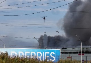 Из-за ударов дронов ВСУ продавцы отказались от хранения товаров на складах маркетплейсов🔵 Wildberries. Почти все продавцы, сотрудничающие с маркетплейсом, перешли на модель Fulfillment by Seller (FBS), которая предполагает хранение товара на складах селлер