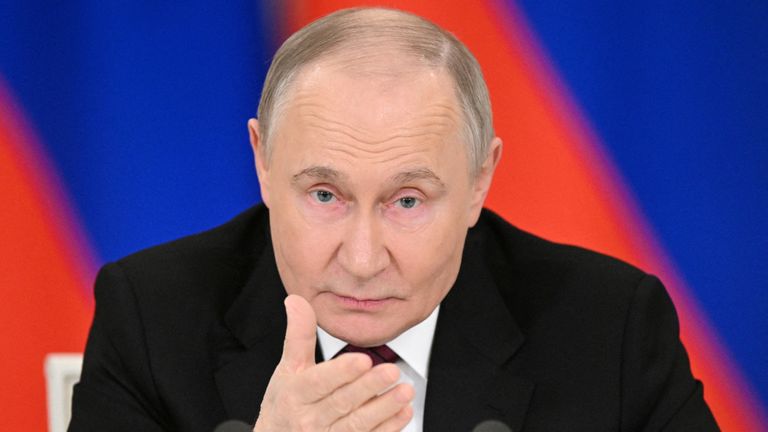 Putin not listed in Russian delegation for talks with Ukraine in Turkey - and Trump also not attending