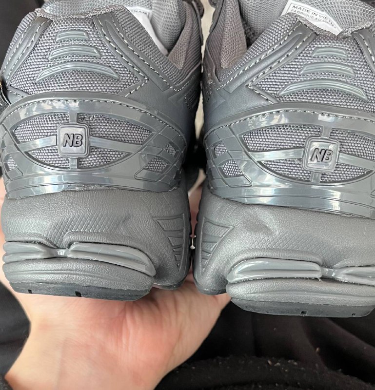 New Balance New Balance 1906R Grey Black Gore-Tex Cordura