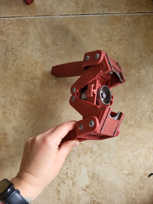 Бордовый инструмент — фото 1