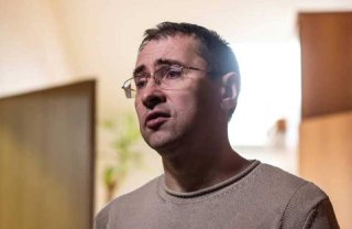 Журналисту «Новой» Олегу Ролдугину продлили домашний арест на два месяцаТверской суд Москвы продлил домашний арест журналисту «Новой газеты» Олегу Ролдугину, обвиняемому в незаконном использовании и хранении персональных данных, якобы совершенных группой л