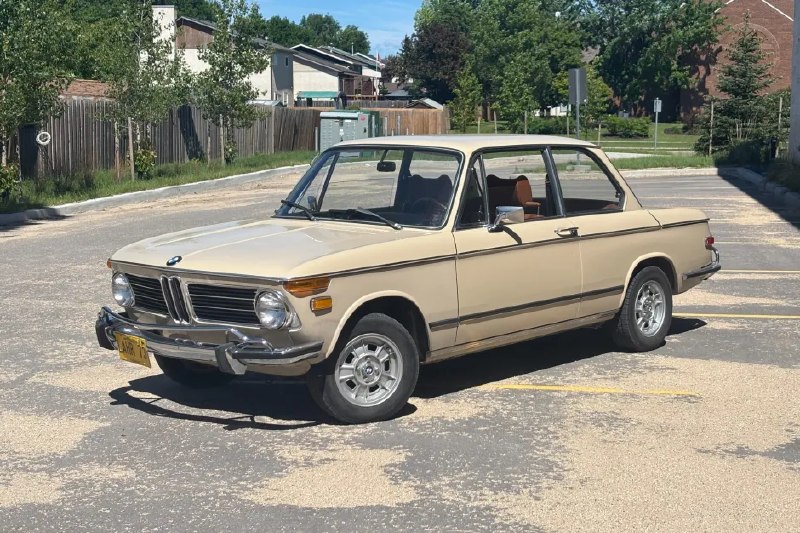 Легенда на продажу: 1973 BMW 2002 — тот самый баварец, который научил мир любить