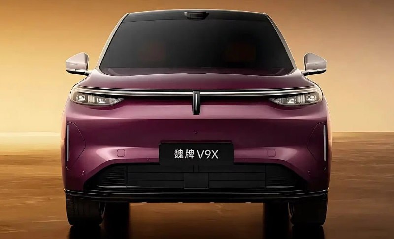 Great Wall показал огромный гибридный кроссовер V9X 3