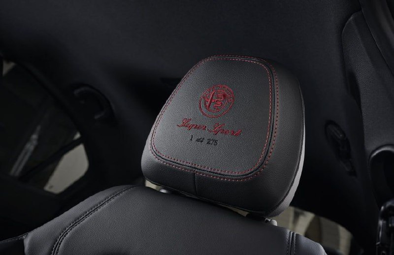 Alfa Romeo Giulia и Stelvio получили прощальную спецверсию 6