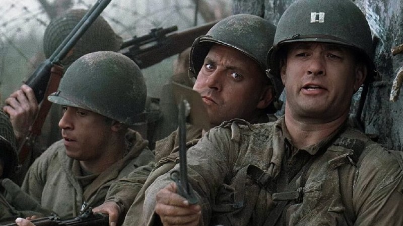 توییت ایرانی: اگه خدا با ماست، پس کی با اوناست که ما رو‌ تیکه پاره می‌کنن؟🎬 Saving Private Ryan (1998)______📺👉 @twitirani