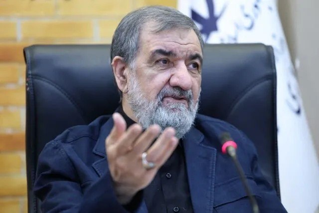 صراط نیوز | seratnews: 🟢 محسن رضایی: نیروهای مسلح برای هرگونه تجاوز احتمالی آماده‌اند🔹دبیر شورای عالی امنیت ملی با تبریک انتصاب فرماندهان جدید 