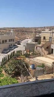 מתנחלים מסתערים על פאתי הכפר ברקה, מזרחית לרמאללה