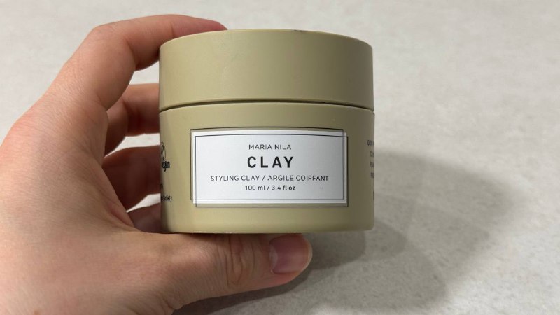 Увидела в аккаунте SENECA, что у них скидки на все бренды, в том числе и на Maria Nila 💙Весной тестировала, сейчас активно работаю — матовой глиной CLAY от этого бренда. Матовая, сильной фиксации, подвижная, легко растирается в руках и удобна в нанесении, без явного запаха 👍🏻Увидела в аккаунте SENECA, что у них скидки на все бренды, в том числе и на Maria Nila 💙Весной тестировала, сейчас активно работаю — матовой глиной CLAY от этого бренда. Матовая, сильной фиксации, подвижная, легко растирается в руках и удобна в нанесении, без явного запаха 👍🏻