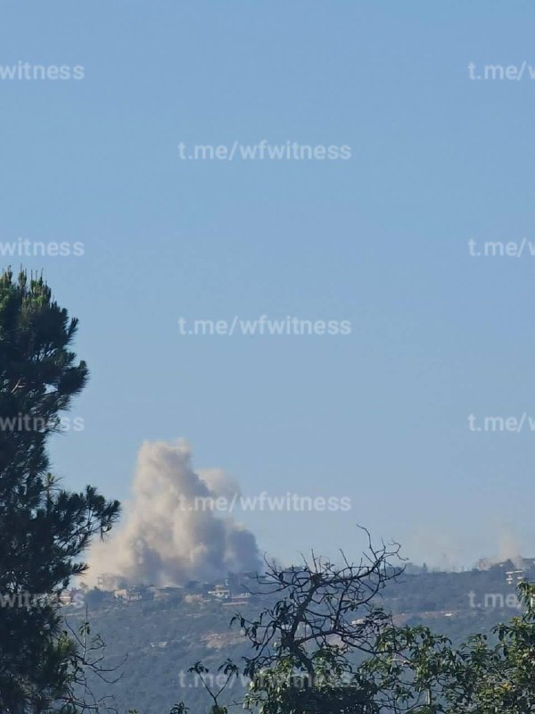 ️🇱🇧🇮🇱 פיצוץ נצפה במג'דל זון, דרום לבנון, כתוצאה מפעילות ההריסה הישראלית.