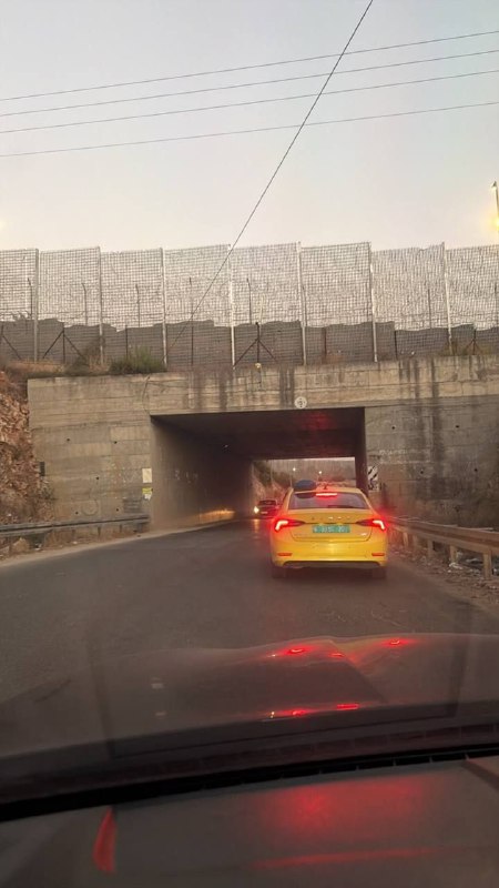 الاحتلال ينصب حاجزاً على نفق بلدة حبلة جنوب قلقيلية