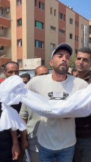 مرضى غزة يطالبون بحقهم في العلاج والسفر