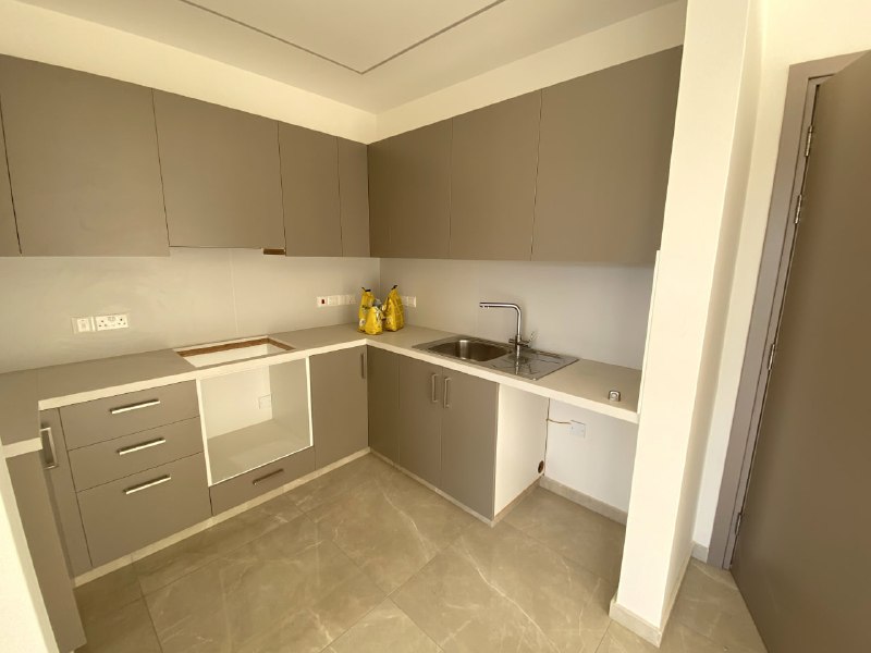 2-bed penthouse with roof terrace in Agios Spyridonas photo 6