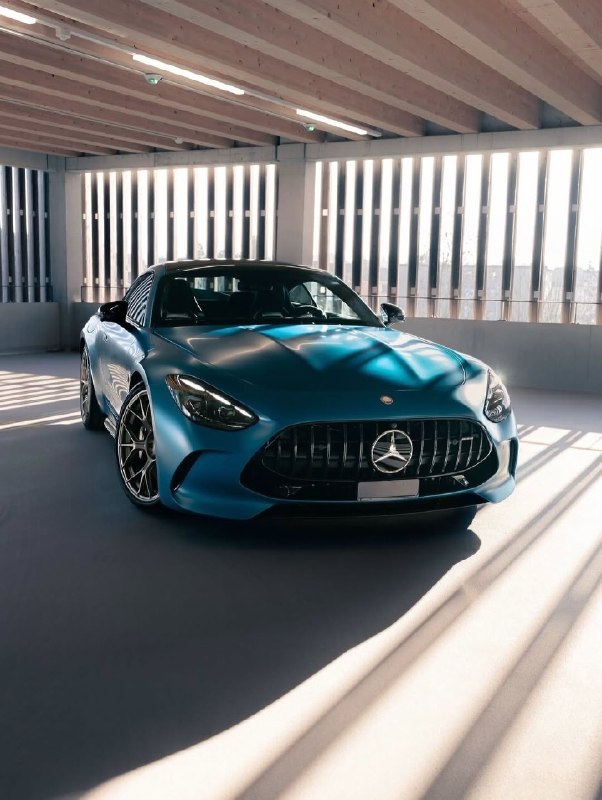 Mercedes-AMG GT 63 SE PERFORMANCE